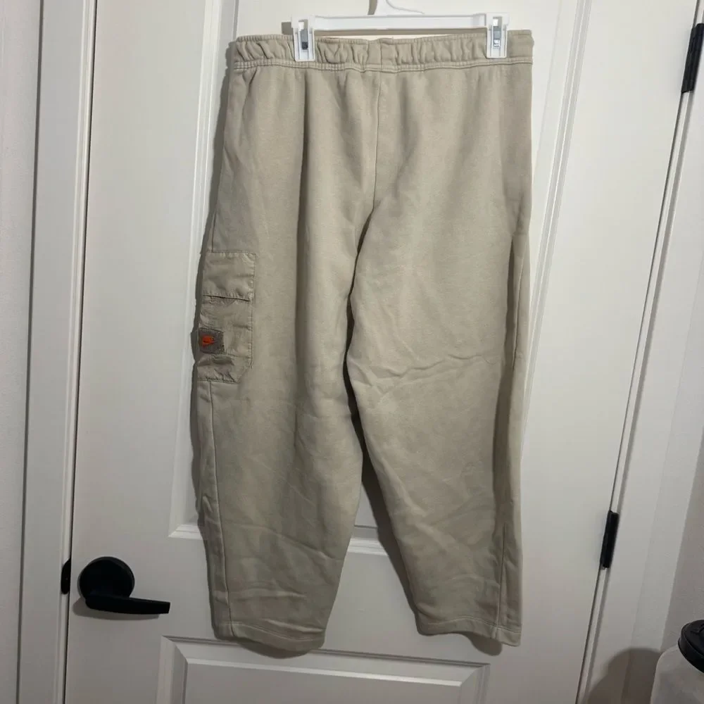 Nike Tapered Straight Leg Tan Athletic Sweatpants